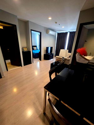 Condos for rent Sukumvit 44/1 : Urgent Rent! High Floor, East Facing! Rhythm Sukhumvit 44/1 - 2 Bedrooms - 52 Sq.M.