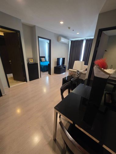 ให้เช่าด่วน! ห้องสวย ทิศตะวันออก! คอนโดหรู Rhythm Sukhumvit 44/1 (ริธึ่ม สุขุมวิท 44/1) - 2 ห้องนอน - 52 ตร.ม.