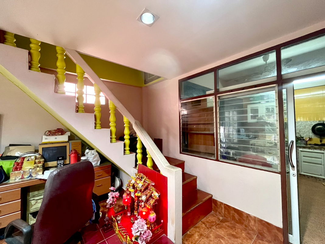picture Suitable for a home office or online warehouse!!! Sell a 2-storey detached house on Kamnan Maen 13 Alley, Soi 23, - 9/27