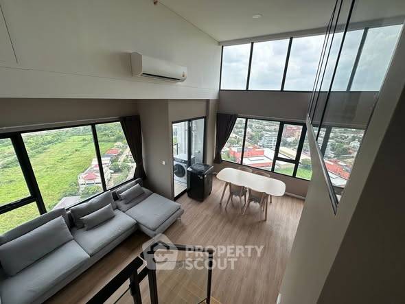 picture 3-BR Condo at Landmark @MRTA Station in Bang Kapi (ID 2550470) - 1/15