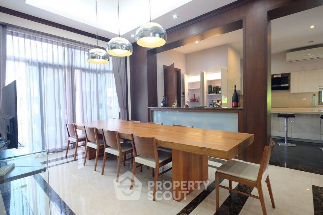 picture 4-BR House in Dokmai (ID 2552676) - 7/20