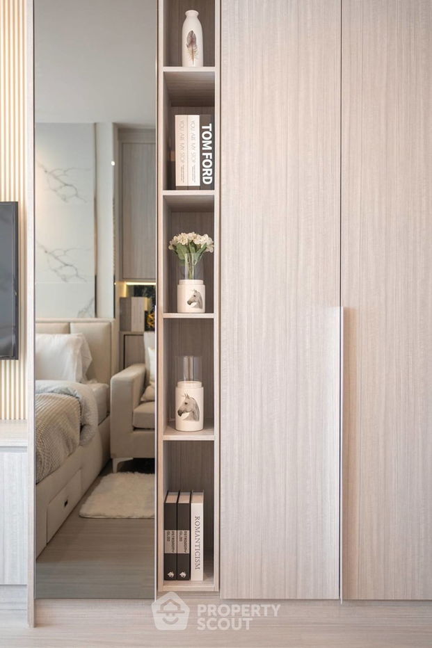 picture Studio Condo at Life Ladprao near BTS Ha Yaek Lat Phrao (ID 2494980) - 6/12