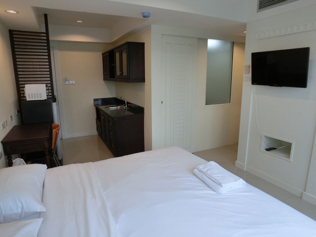 รูป The Royal Navin Tower ให้เช่าเดือนละ 10,000 บาท 086-5049889 - รูปที่ 1/25