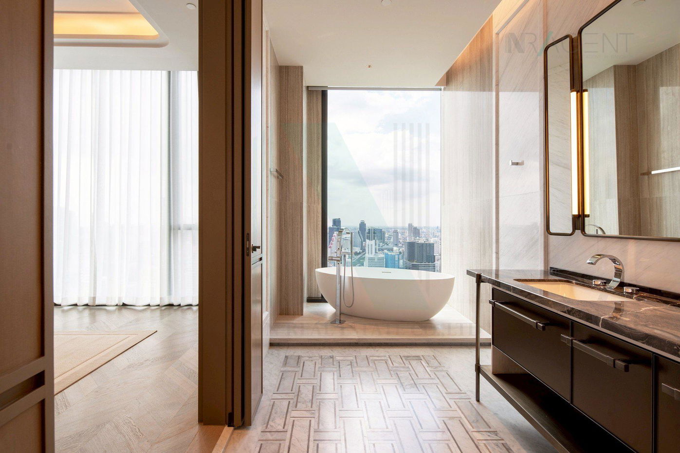 รูป 🔺 ขายคอนโด วัน เอทตี้ไนน์ ไวร์เลส อาคาร 1 ชั้น 44 Penthouse ขนาด 371 ตรม ใกล้ MRT ลุมพินี - รูปที่ 2/8