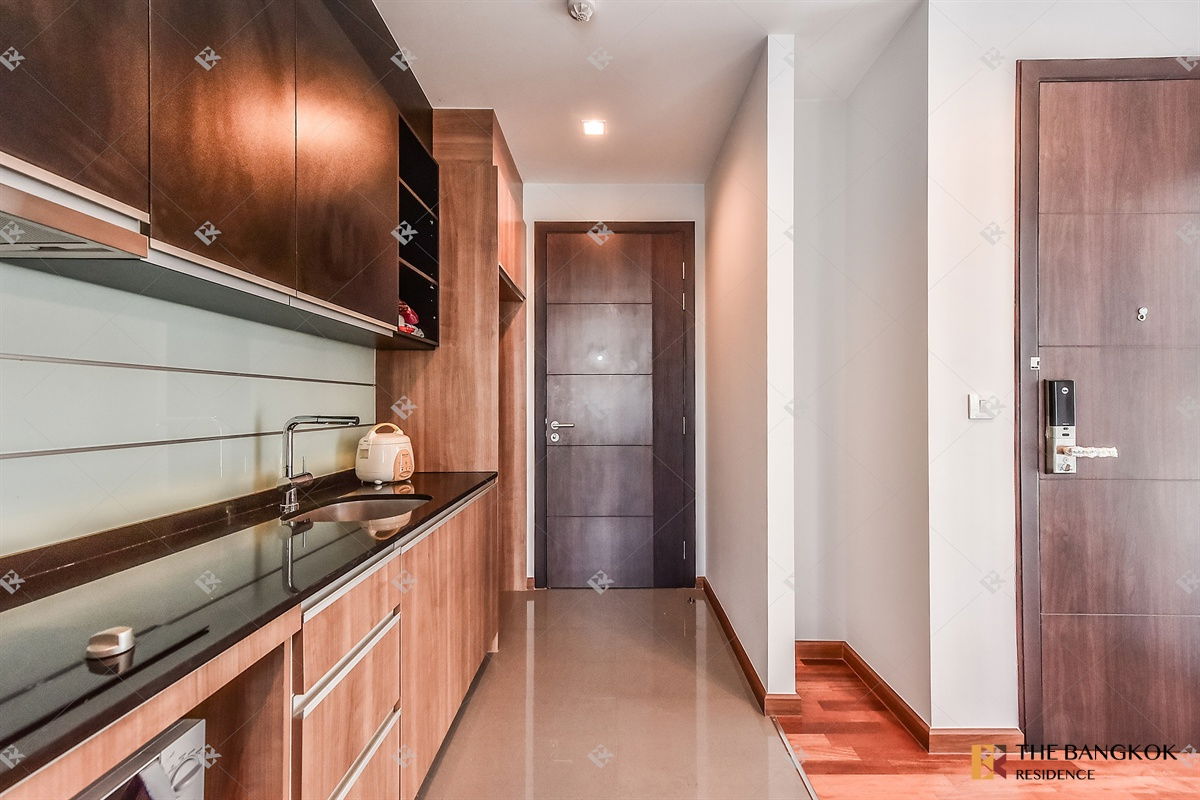 picture Special Price ðĨ Wish Signature Midtown Siam, Beautiful fully furnished unit ð Near BTS Ratchathewi - 7/10