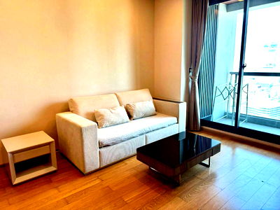 เช่าคอนโด BTS เซนต์หลุยส์ : The Address Sathorn | 1 Bedroom 1 Bathroom | 46.5 SQ.M.