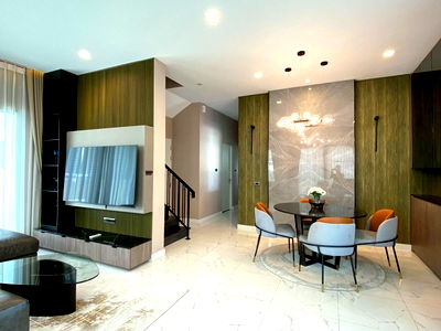 Houses for rent Suwannaphum International Airport : For rent, Bangkok Boulevard Bangna - Srinakarin