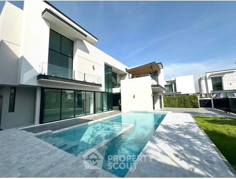 5-BR House at THE MASTER Ekkamai-Ramintra in Tha Raeng (ID 2550489)