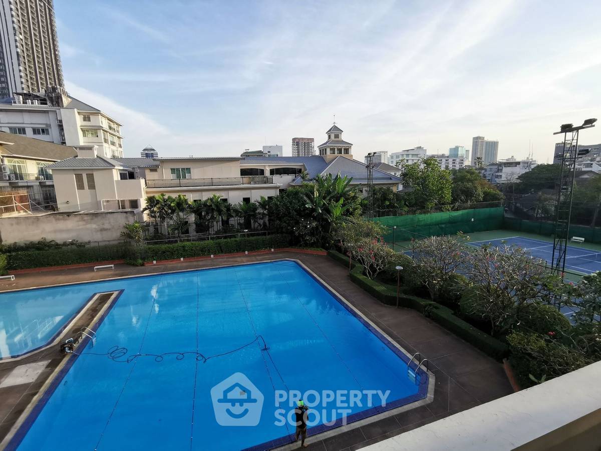 picture 2-BR Condo at Tai Ping Towers Sukhumvit 63 near ARL Ramkhamhaeng (ID 2550579) - 15/16