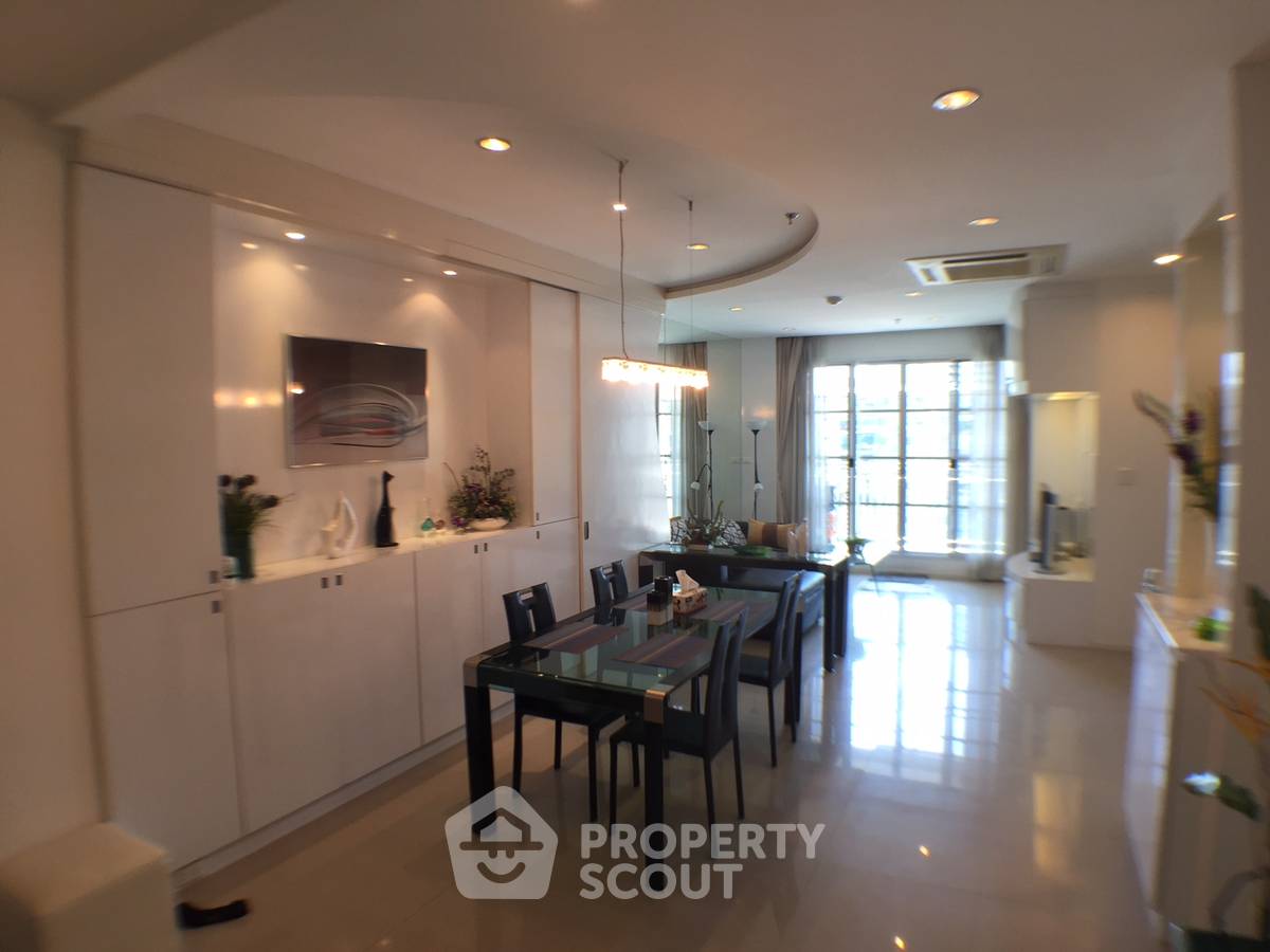 picture 2-BR Condo at Citi Smart Sukhumvit 18 near BTS Asok (ID 509785) - 1/10