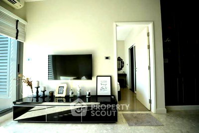 คอนโดให้เช่า : คอนโด 1 ห้องนอน 36 ตร.ม. ที่ The Crest Sukhumvit 34 ใกล้ BTS ทองหล่อ 200 ม. (ID 2553534)
