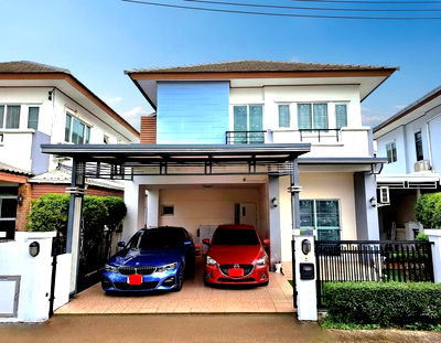 Houses for sale Si Racha Chonburi : Home 3 Bedroom 3 Bathroom Tadatown Sriracha Chonburi