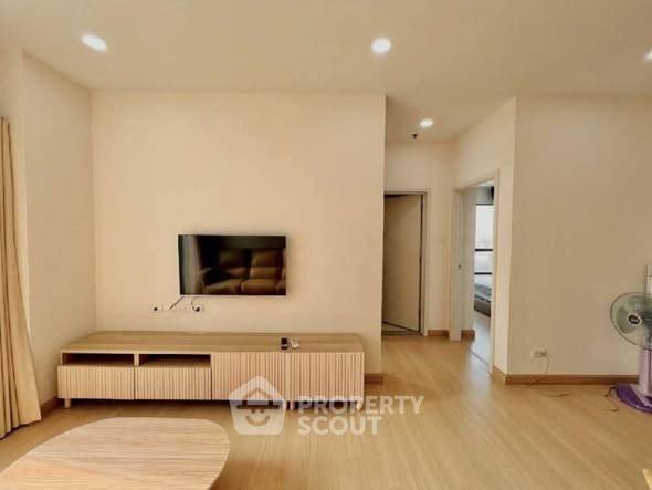 picture 2-BR Condo at Supalai Loft Prajadhipok-Wongwian Yai near BTS Wongwian Yai (ID 2548438) - 2/4