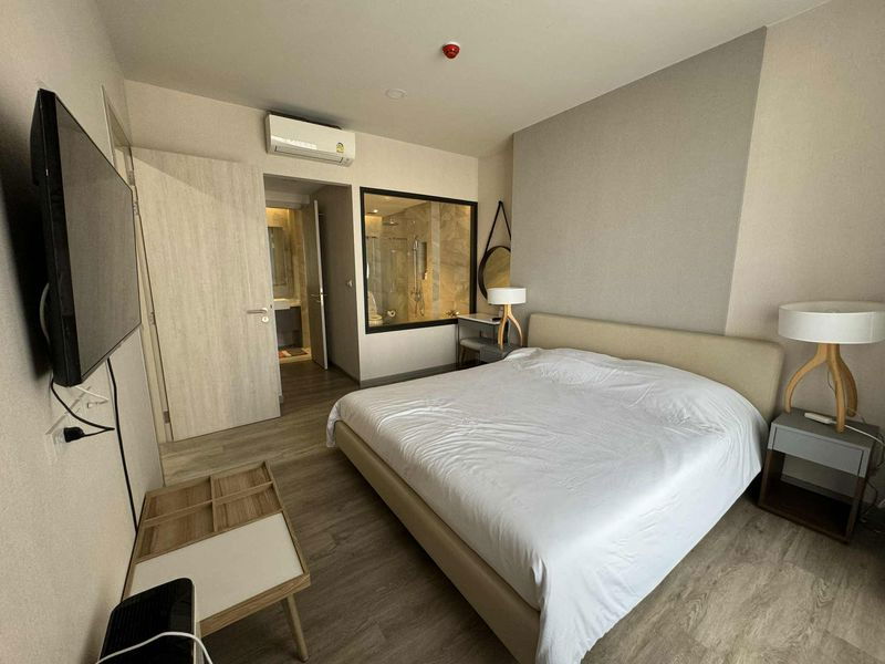 picture Keen Center Luxury Condo for rent. Beautiful Japanese-style rooms, fully furnished and move in Ready. - 6/13