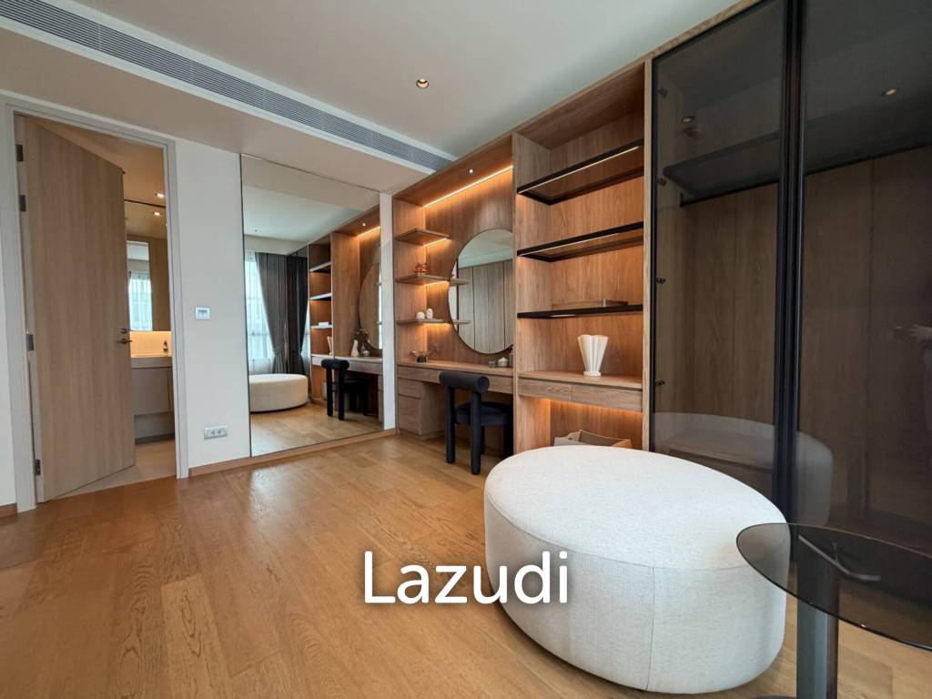 picture Luxury 3-Bedroom Condo in Supreme Legend Bangkok - 20/22