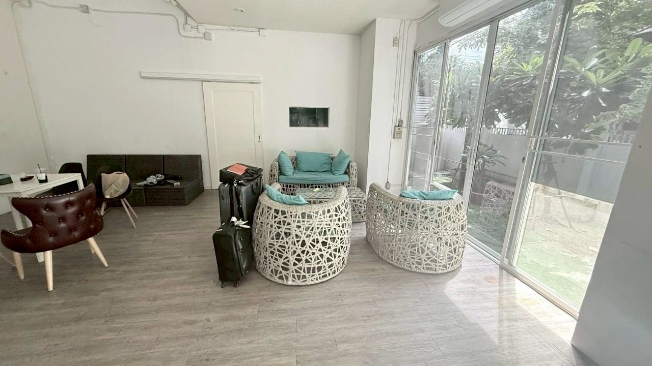 รูป LTH14148 – Home Office for Rent | Punnawithi | 540 sqm | 8 Rooms 4 Baths | Near BTS Punnawithi | 85K/Month | โฮมออฟฟิศให้เช่า พุทธบูชา - รูปที่ 9/10