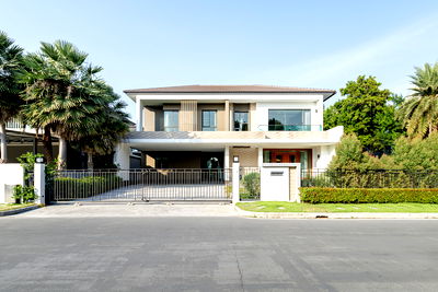 บ้านเดี่ยวให้เช่า : 🏡 ให้เช่าบ้านหรูพร้อมสระส่วนตัว The Grand Lux Bangna–Suanluang (เดอะ แกรนด์ ลักซ์ บางนา–สวนหลวง)