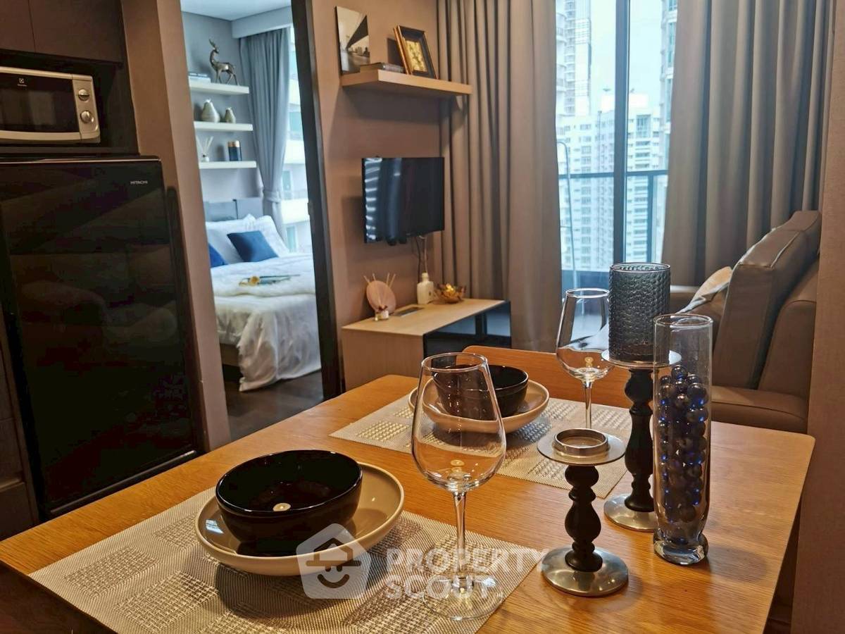 รูป คอนโด 1-ห้องนอน ที่ เดอะ ลุมพินี 24 ใกล้ BTS พร้อมพงษ์ (ID 2548734) - รูปที่ 1/8