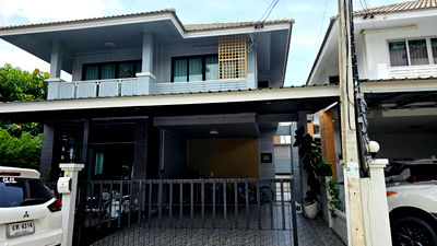 Houses for rent Thao Suranari (Yamo) Monument  : For rent: Neo Park Village, 3 bedrooms, 2 bathrooms.
