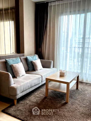 Condos for rent BTS Chit Lom : 2-BR Condo at Life One Wireless near BTS Phloen Chit (ID 2552646)