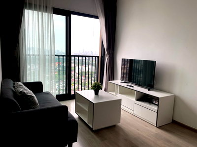 Condos for sale : 🔥2 bed 1 Living 54sqm. Good view near MRT Phetkasem48 The base Phetkasem