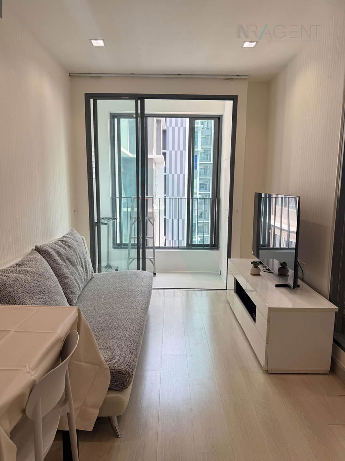 picture 🎉 For Rent Condo IDEO MOBI SUKHUMVIT Building 1, Floor 19,1 bed room, Room size 30 sqm - 3/8