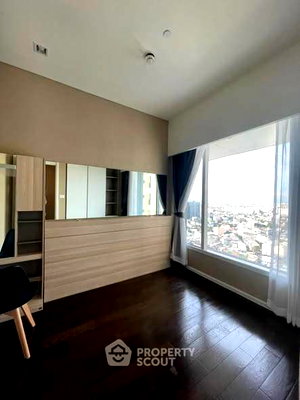 Condos for rent : 2-BR Condo at The Saint Residences near MRT Phahon Yothin (ID 2552218)