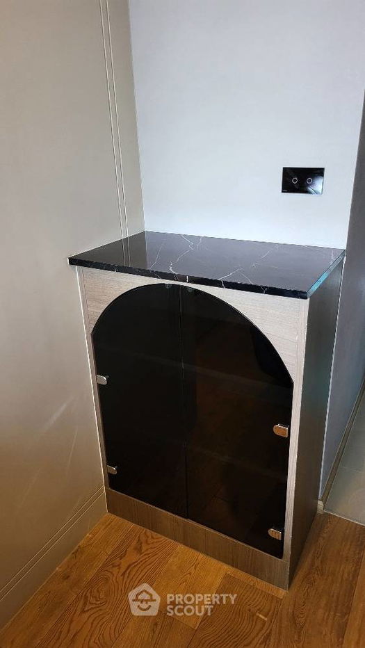 picture 1-BR Condo at Q Chid Lom - Phetchaburi near BTS Chit Lom (ID 2368977) - 11/21