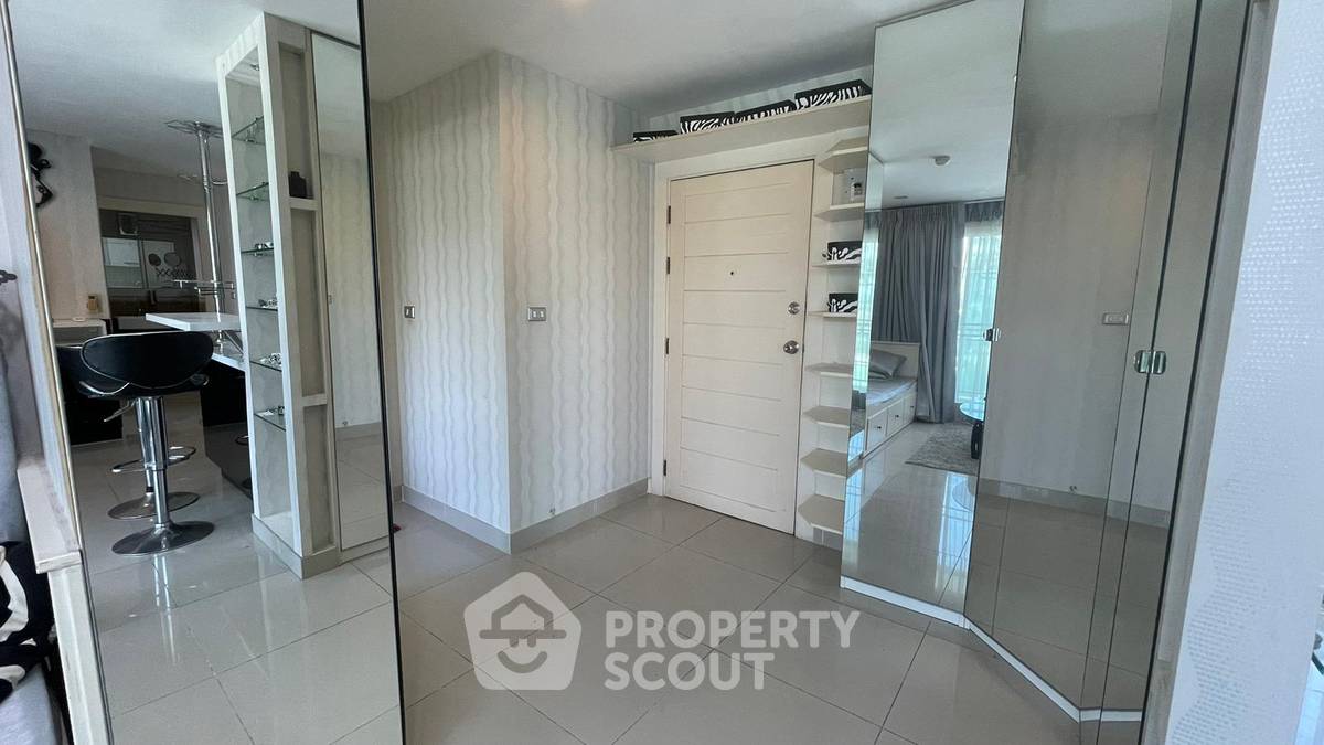 picture 2-BR Condo at Porch Land 2 Jomtien Resort Condominium close to Pattaya (ID 1830156) - 11/17