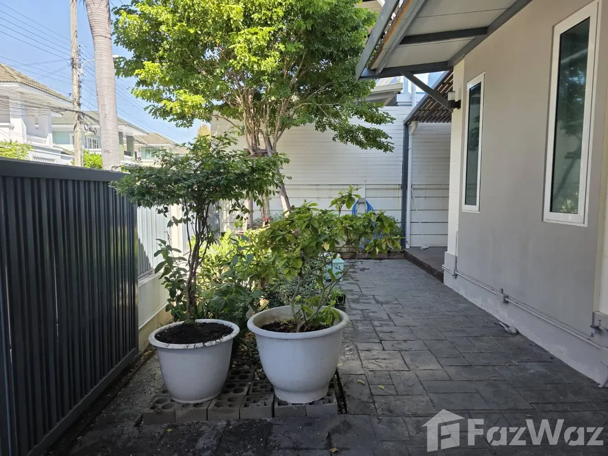 picture 3 Bedroom House for sale in Bang Chan, Bangkok 5979199 - 3/5