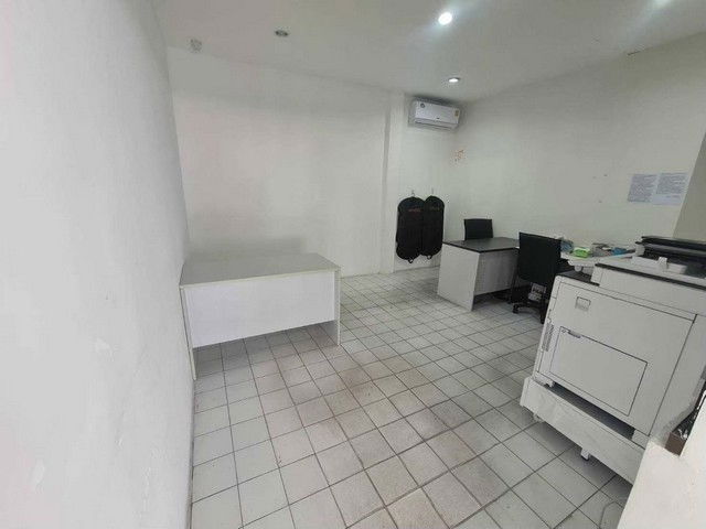 รูป HR3180ให้เช่าโชว์รูม/ออฟฟิศ พื้นที่กว้าง ติดริมถนนใหญ่ศรีนครินทร์ (Prime Location)ทำเลทอง | พื้นที่จอดรถมากกว่า 20 คัน | ใกล้ทางด่วน เดินทางสะดวก - รูปที่ 12/28