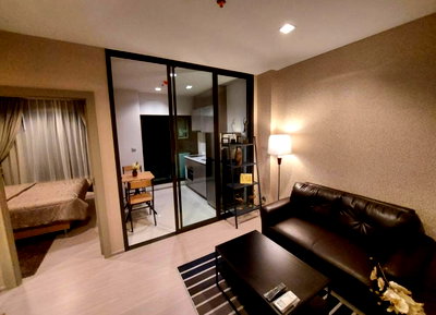 Condos for rent : Life Asoke - Rama.            9 