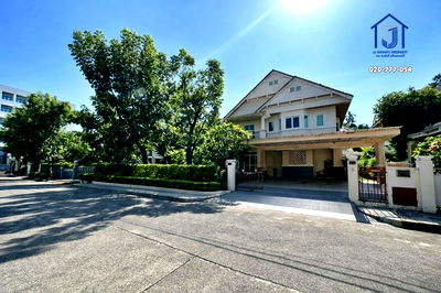 บ้านเดี่ยว เขตสวนหลวง : ขายบ้านเดี่ยว 2 ชั้น หมู่บ้านพัฒนาการ 100.04 ตารางวา หลังมุม ซอยพัฒนาการ 30  ใกล้ทางด่วนและรถไฟฟ้า