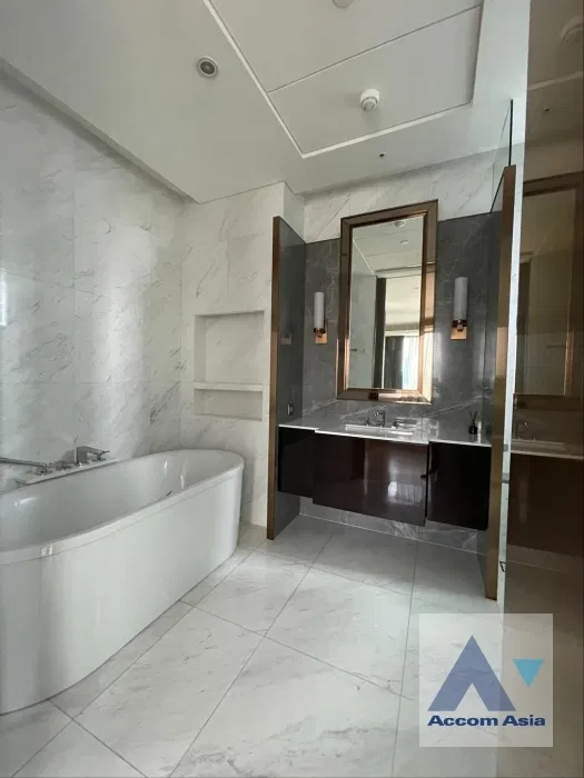 picture 🔼🔽 AccomA 📩 2 BR Condominium @Sindhorn Tonson (AA32220) - 11/20