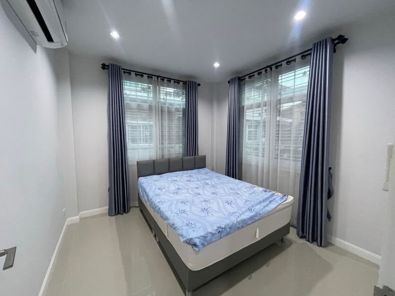 picture House for rent at new Sankamphaeng road chiangmai - 6/16