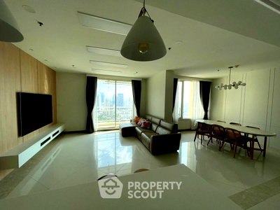 Condos for sale Assumption Convent Silom School : 3-BR Condo at The Empire Place near BTS Saint Louis (ID 2523939)