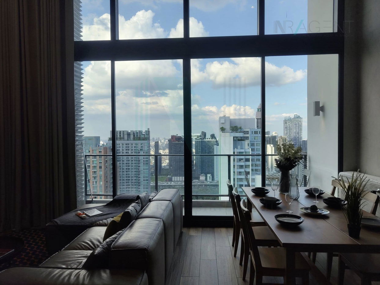 picture ð For Rent Condo THE LOFTS ASOKE Building A, Floor 41,3 bed room, Room size 129 sqm - 1/8