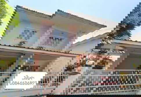 ประกาศขายบ้านแฝด 2 ชั้น ดึงดูดสายตา (หมู่บ้านบุรีรมย์ รังสิต–ลำลูกกา คลอง 4)