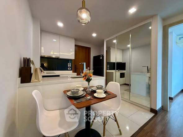รูป คอนโด 1 ห้องนอนให้เช่า The Peak Towers พราตำมะค นาจอมเทียน 43 ตร.ม. (ID 2555775) - รูปที่ 4/16