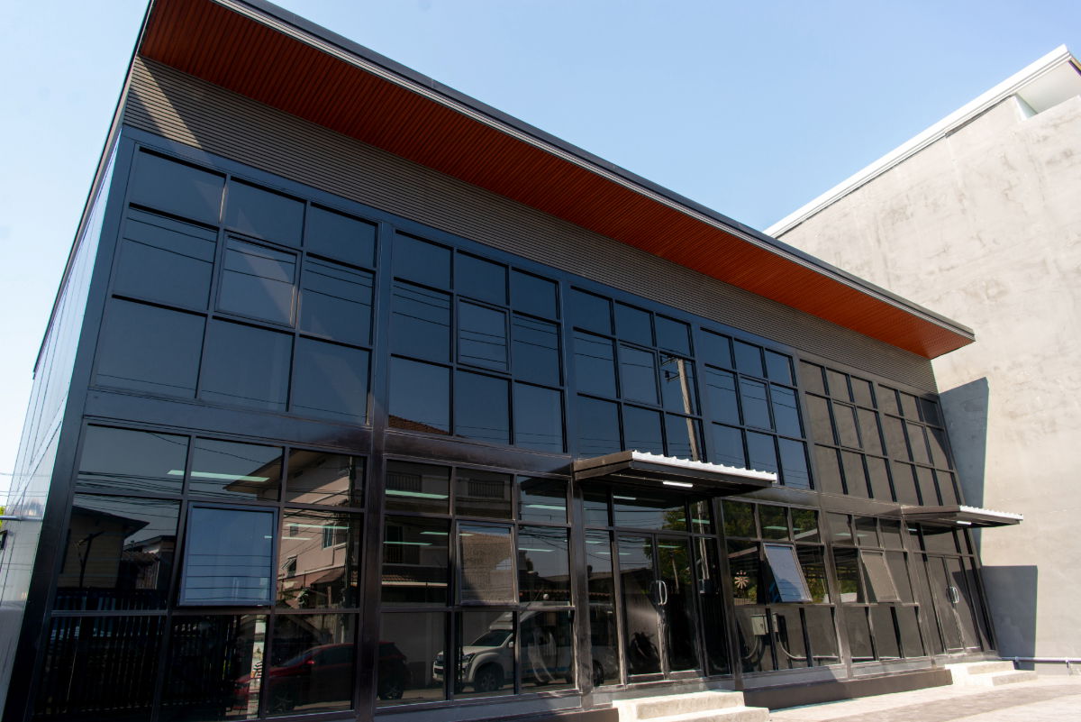 picture Office + Warehouse on 400 sq.m. of Land (100 Sq. Wah) - 7/23