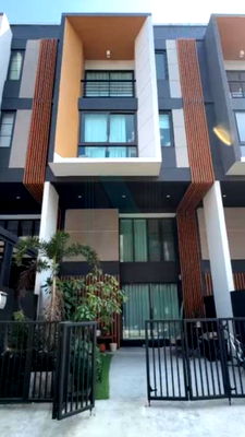 ทาวน์โฮมให้เช่า : 📌 ให้เช่าทาวน์เฮาส์ 3 ชั้น ชิเซน พัฒนาการ 32 3 ห้องนอน 4 ห้องน้ำ