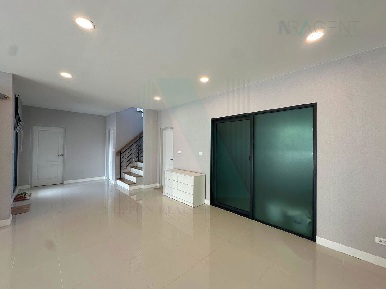 picture 📌 For Rent 2-story House CENTRO BANGBON 4 bedroom 5 bathroom - 3/8