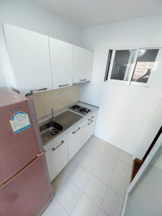 รูป ***ให้เช่า Life @ พหล18 (ราคาโดนสุดๆๆ + ห้องปูนกั้น..เป็นสัดส่วน) LINE : @Feelgoodhome (มี@หน้า) - รูปที่ 9/12