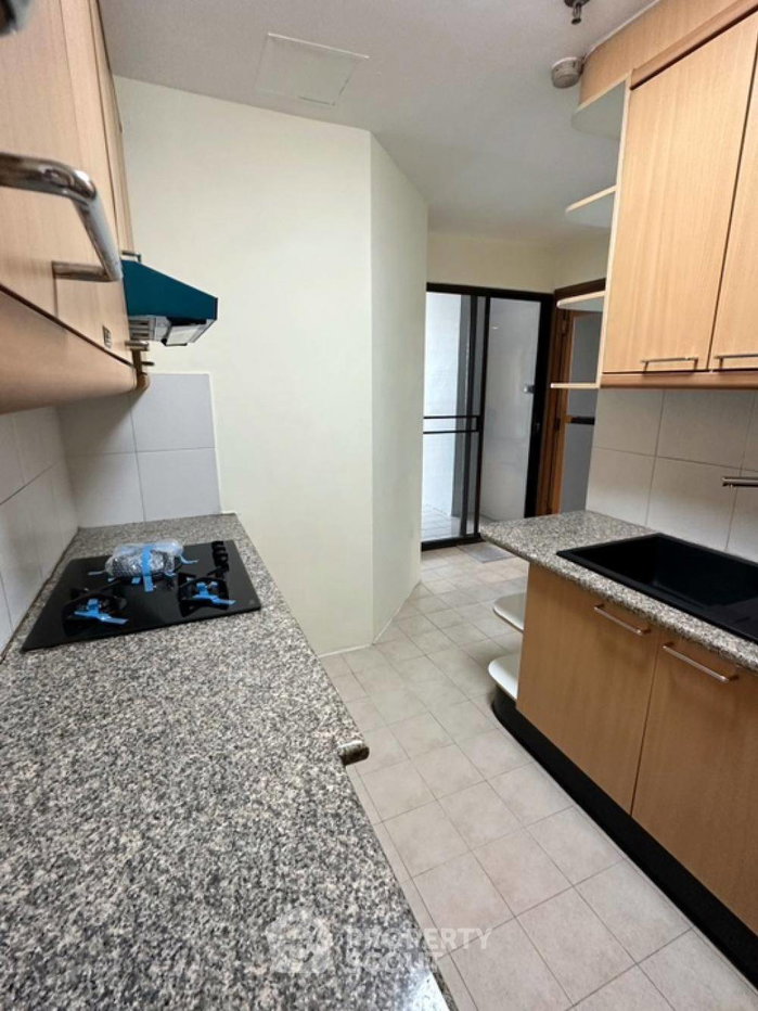 picture 200m To BTS Thong Lor | 3-BR 165 Sqm, Fifty Fifth Tower Thonglor (ID 2555980) - 12/12