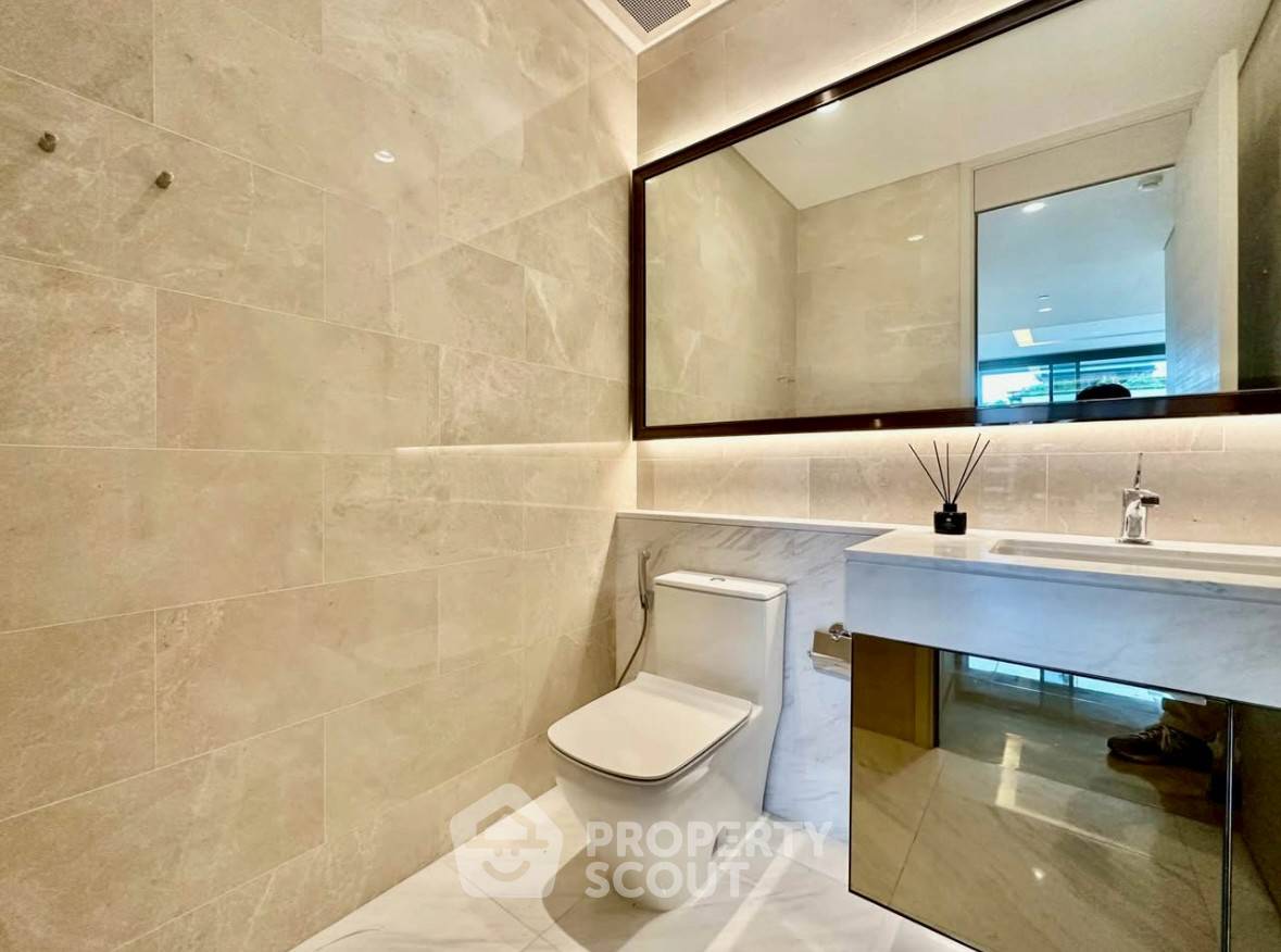 picture 2-BR Condo at The Residences At Sindhorn Kempinski Hotel Bangkok near BTS Ratchadamri (ID 2557186) - 15/15