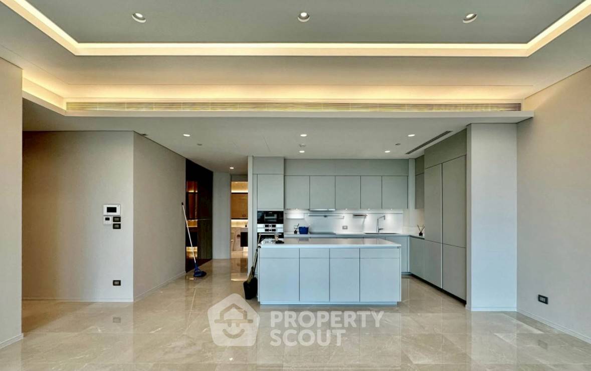 picture 2-BR Condo at The Residences At Sindhorn Kempinski Hotel Bangkok near BTS Ratchadamri (ID 2557186) - 8/15
