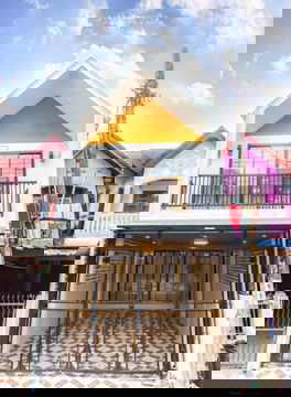 For sale! A newly renovated 2-story townhouse located in Soi Kong Phumphoon, Prasert Manoonkit 29. The entire house has been renovated.