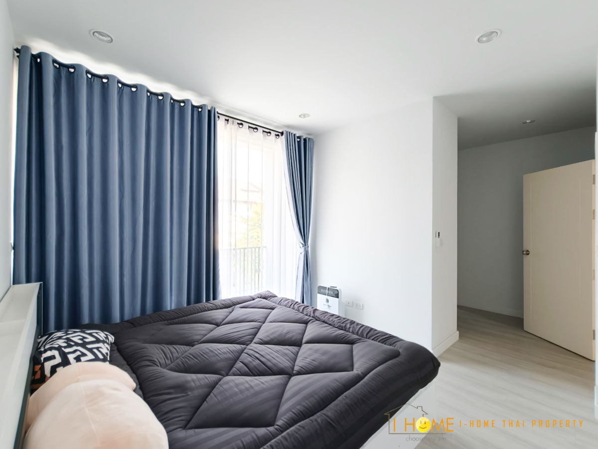 รูป ให้เช่าบ้านเดี่ยวสองชั้น  3 ห้องนอน 3 ห้องน้ำ  2  ที่จอดรถ - รูปที่ 25/31