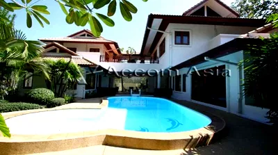 เช่าบ้านเดี่ยว แอร์พอร์ต ลิงค์ รามคำแหง : 🔼🔽 AccomA 📩 Pet friendly,Home Office 4 BR House in  Bang Kapi (1918121)