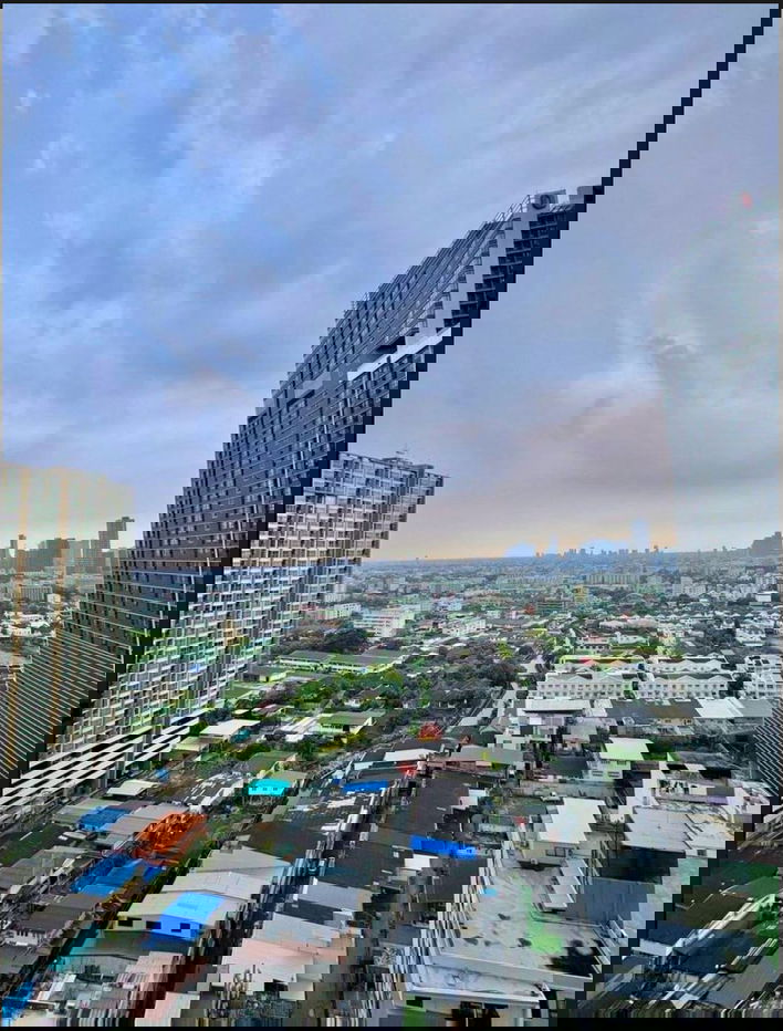 picture Base sukhumvit77. 1bed 31sqm. Line id: @pfagent - 12/12